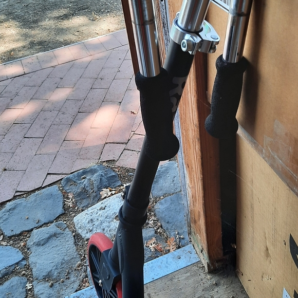 Razor scooter w/ rebel bearings install - Picture 2 of 5